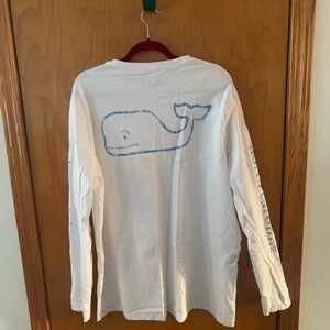 🎉HP🎉 XL Vineyard Vines UNC White Long Sleeve Shirt